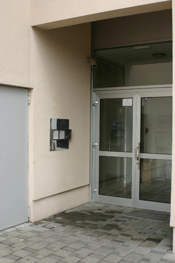 Apartment Capital Town-Free Parking Zagreb Room photo